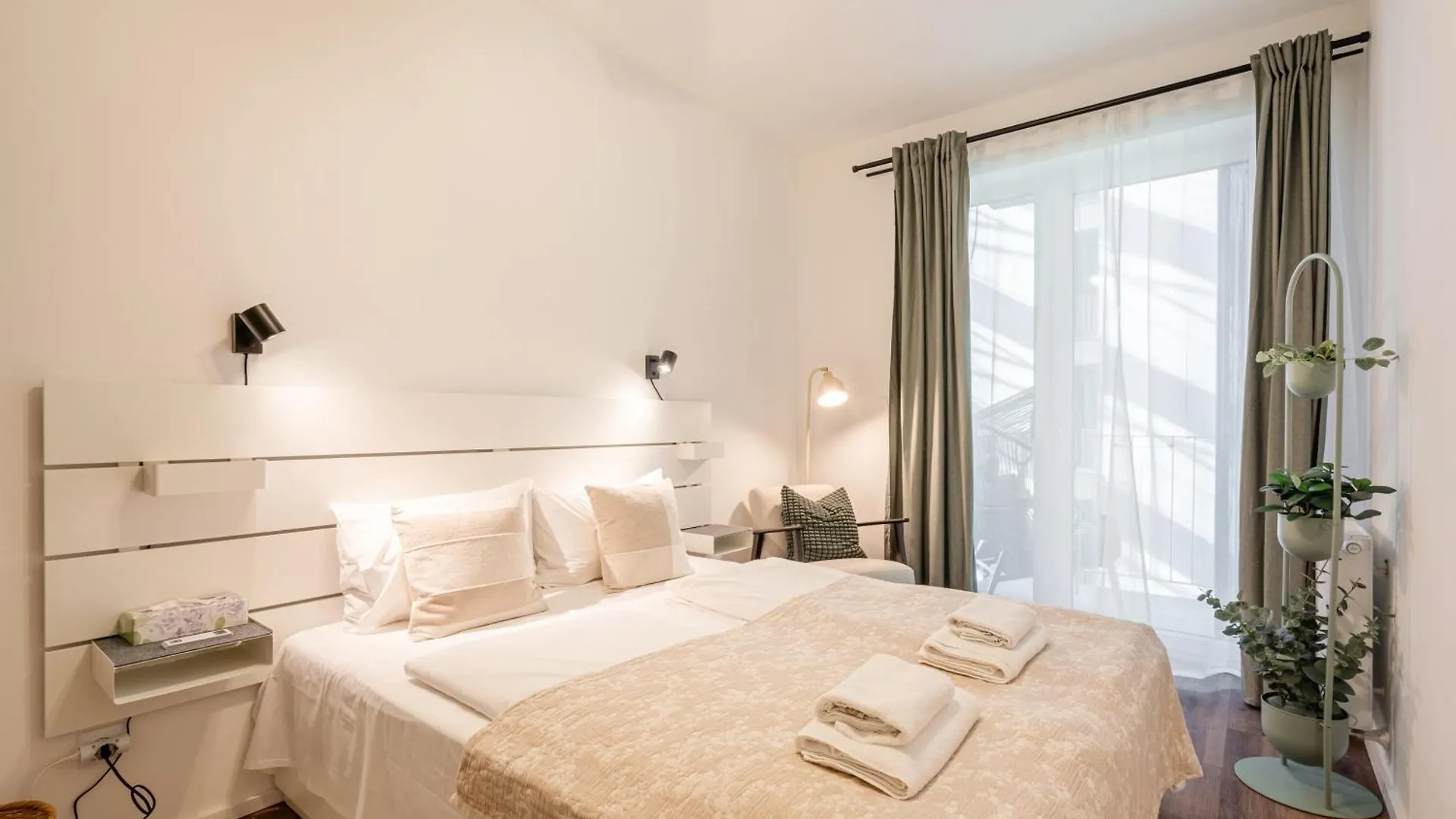 בודפשט Fiumei Essence Apartment 0*,  הונגריה