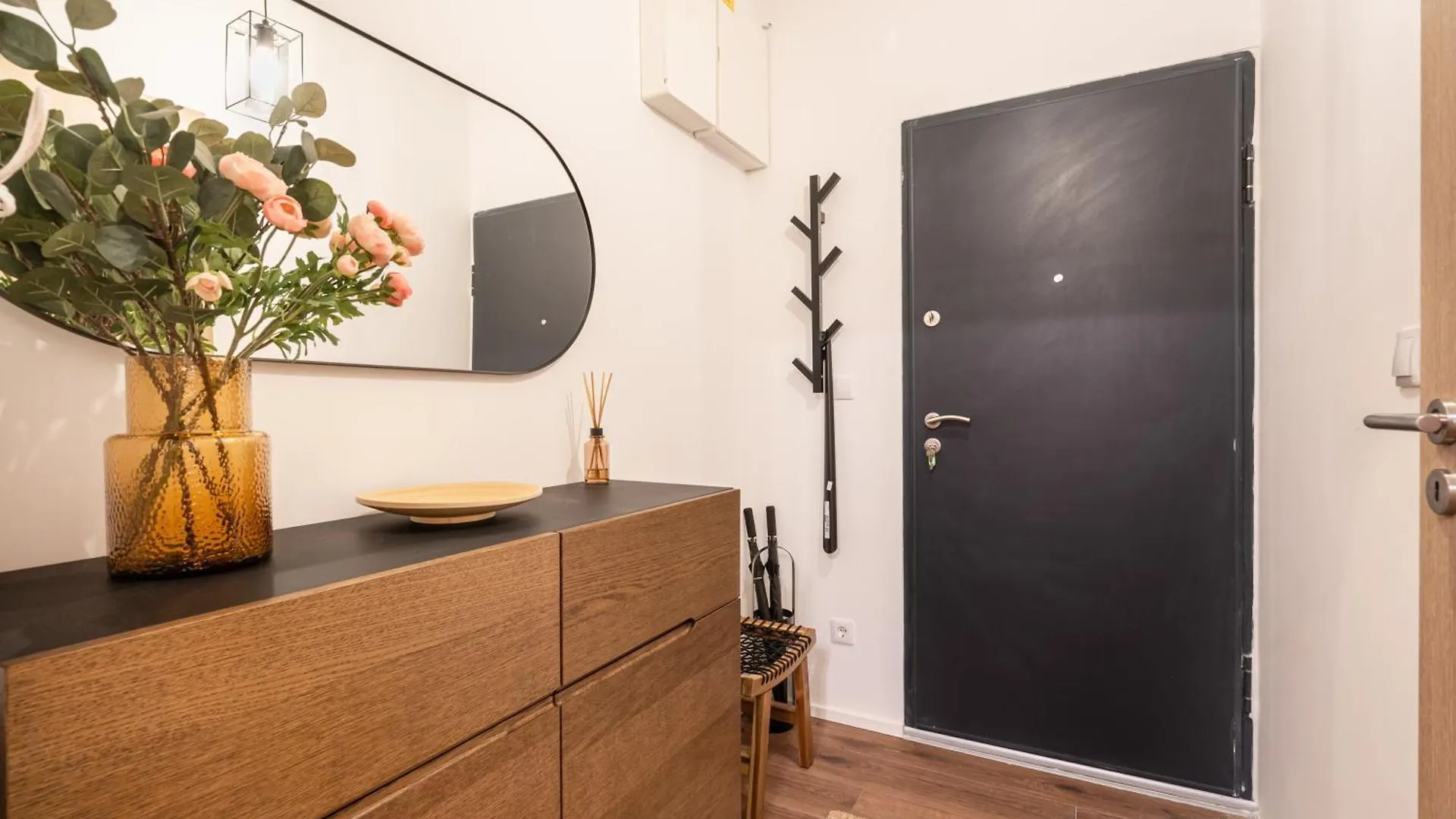 בודפשט Fiumei Essence Apartment