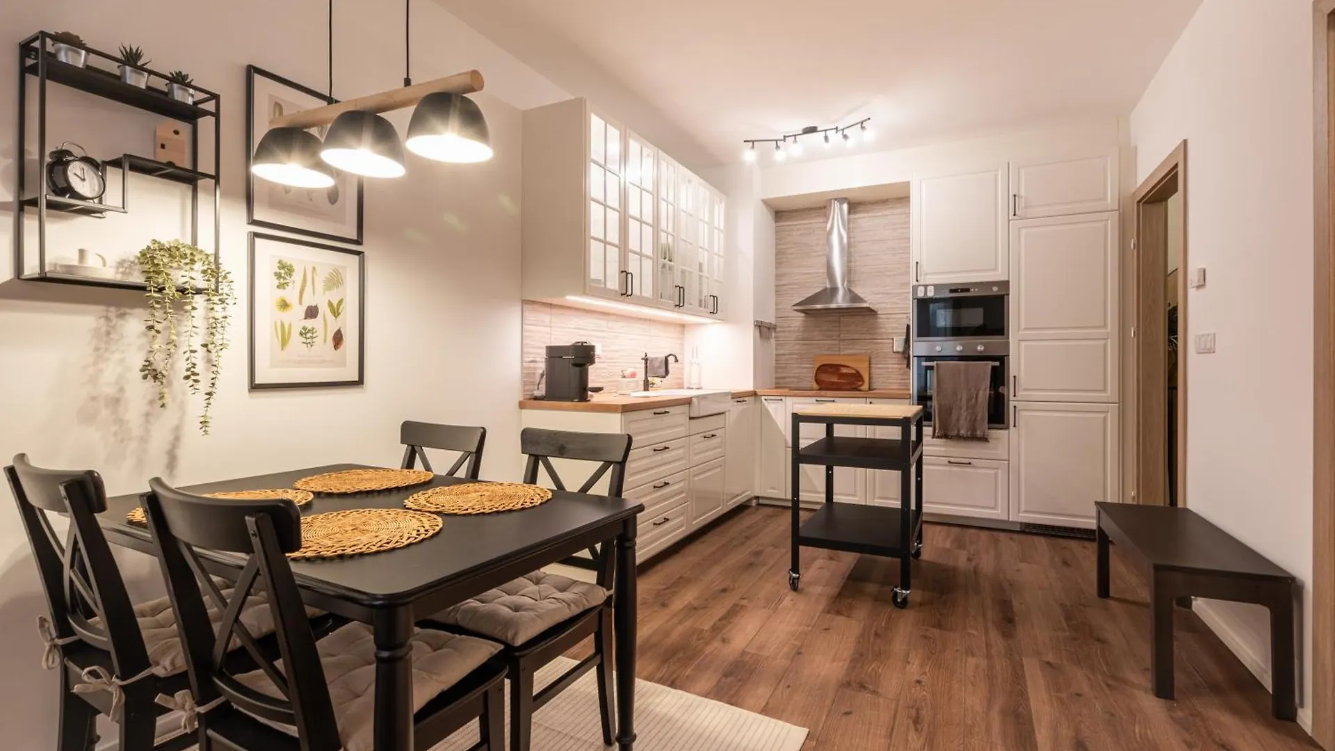 בודפשט Fiumei Essence Apartment