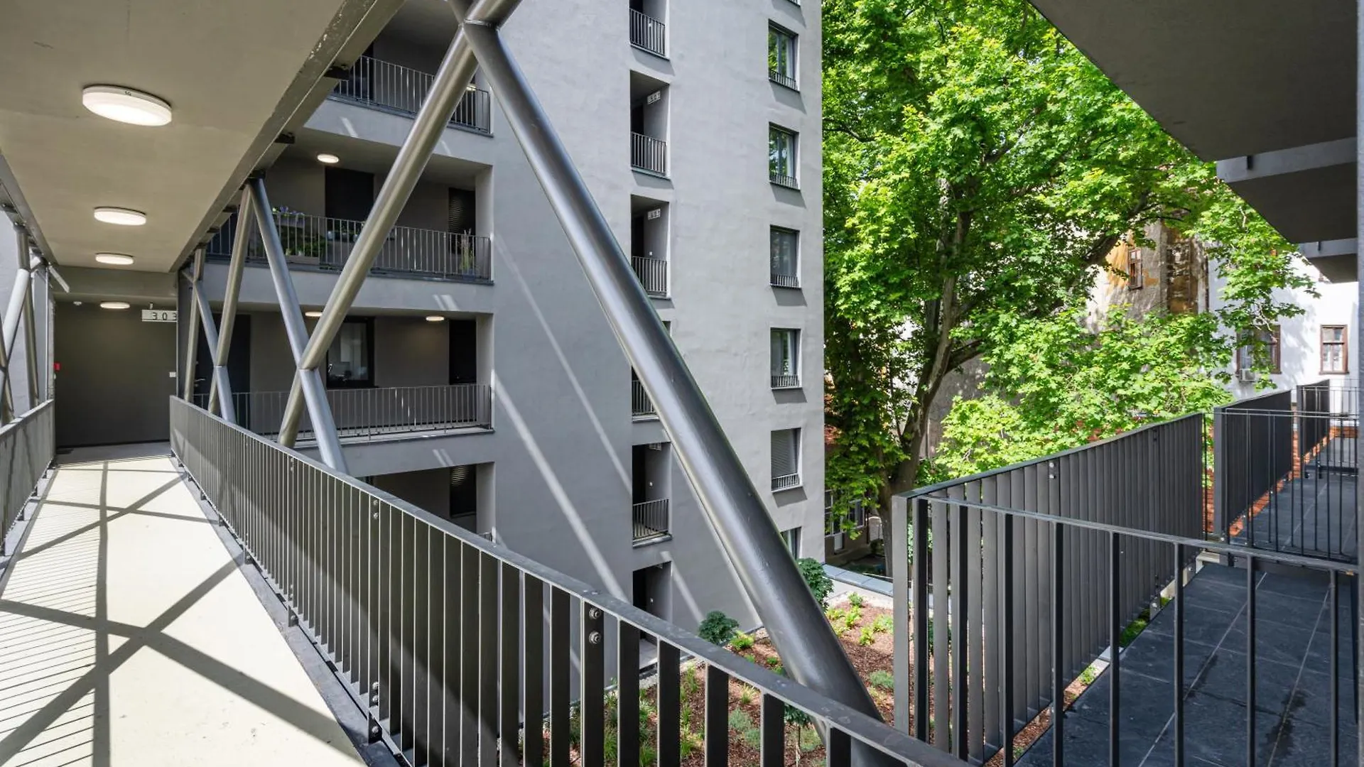 בודפשט Fiumei Essence Apartment הונגריה